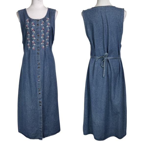 T&R Denims Dresses & Skirts - Vintage Embroidered Denim Midi Jumper Dress Size L Button Front Boho Cottage 90s